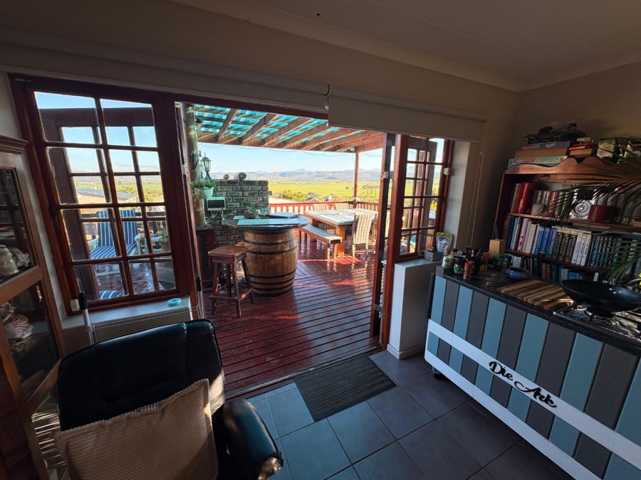 4 Bedroom Property for Sale in Fraaiuitsig Western Cape